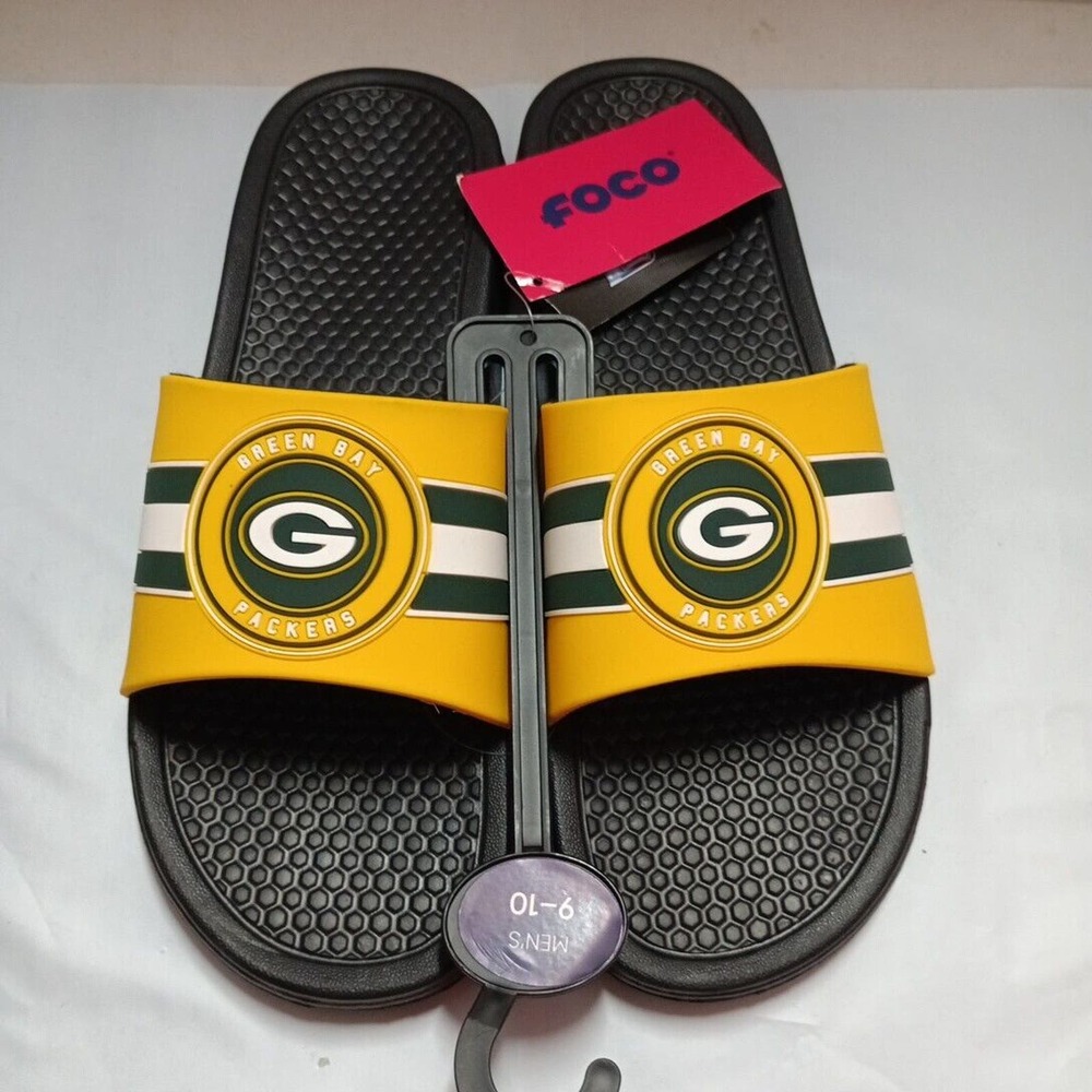 Green Bay Packers FOCO Stripe Raised Slide Sandals Men’s US M 9-10